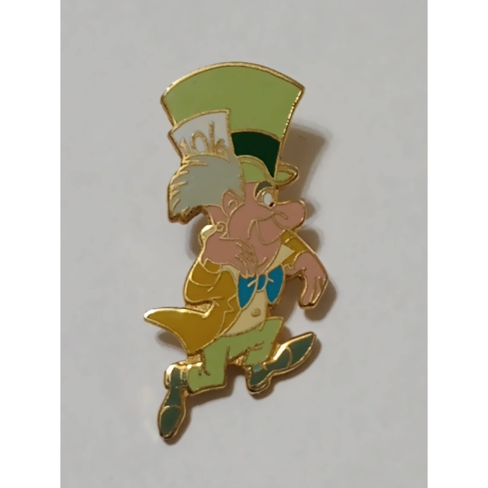 Disney 2002 Pin Alice In Wonderland